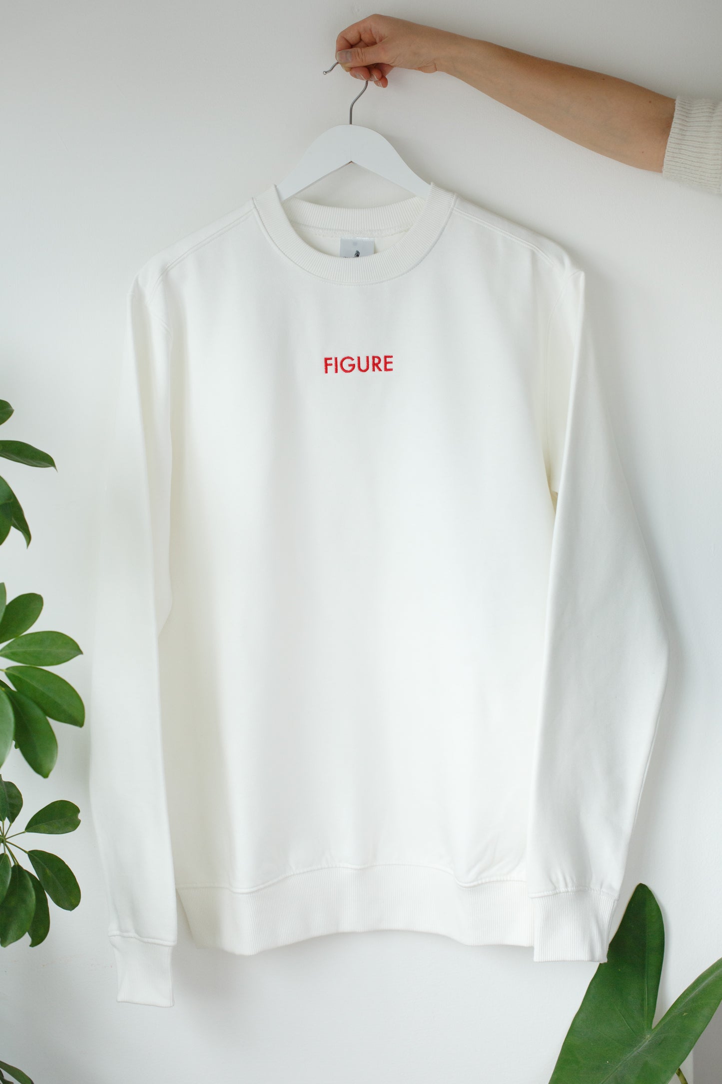 FIGURE White/ Ruso Embroidered Jumper