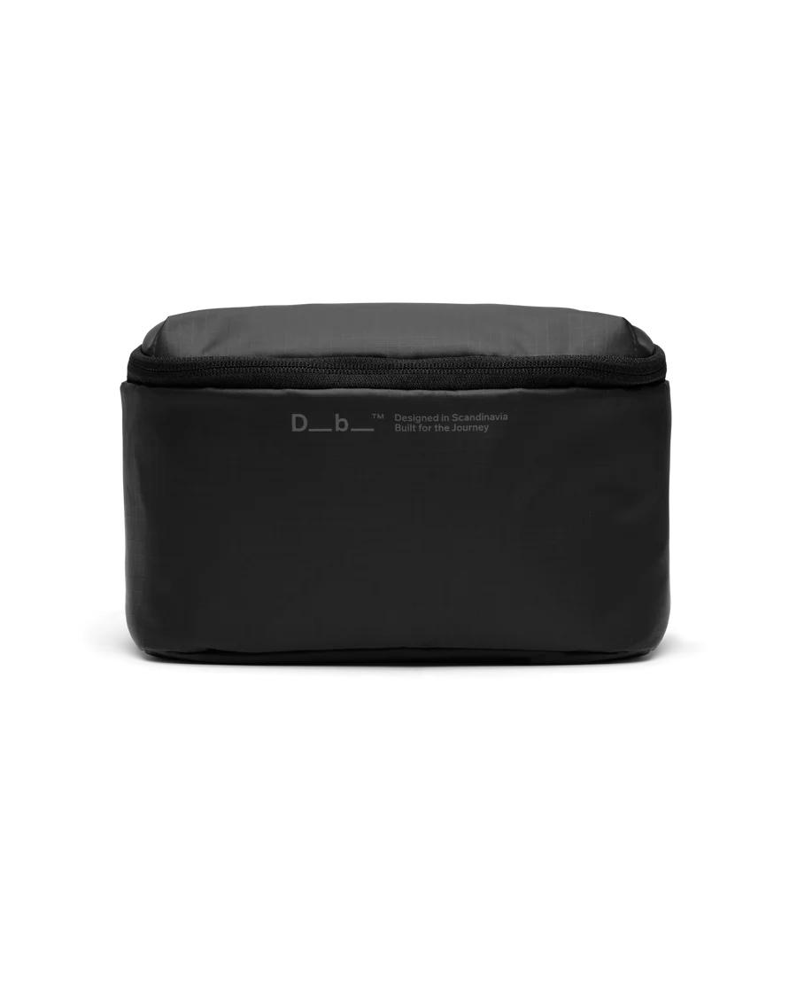 D_b_ Journey Essential Washbag S Black