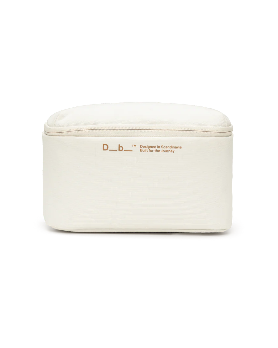 D_b_ Journey Essential Washbag S Oatmilk